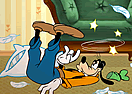 Mickey & Friends in Pillow Fight!